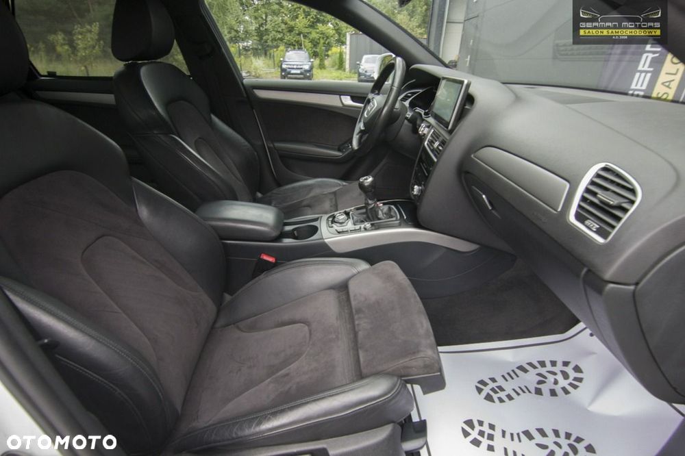 Audi A4 Avant 1.8 TFSI S line Sportpaket - 32