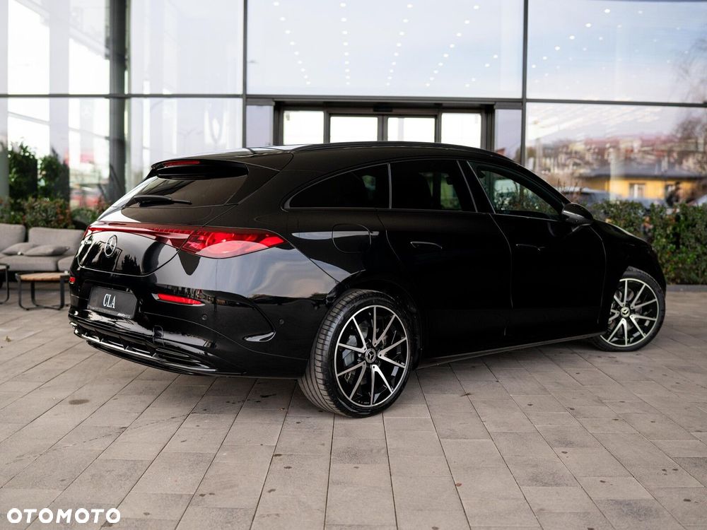 Mercedes-Benz CLA - 4