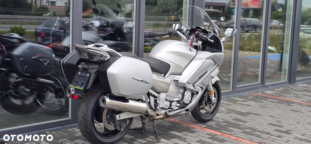 Yamaha FJR - 5