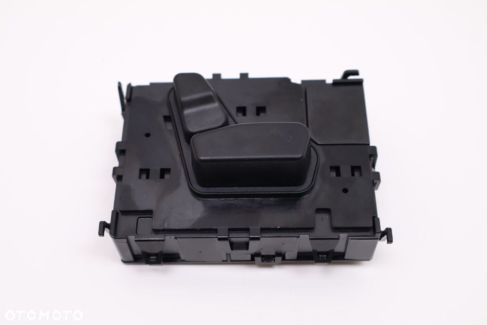 ALFA ROMEO STELVIO GIULIA PRZEŁĄCZNIK FOTELA 50564561 - 1