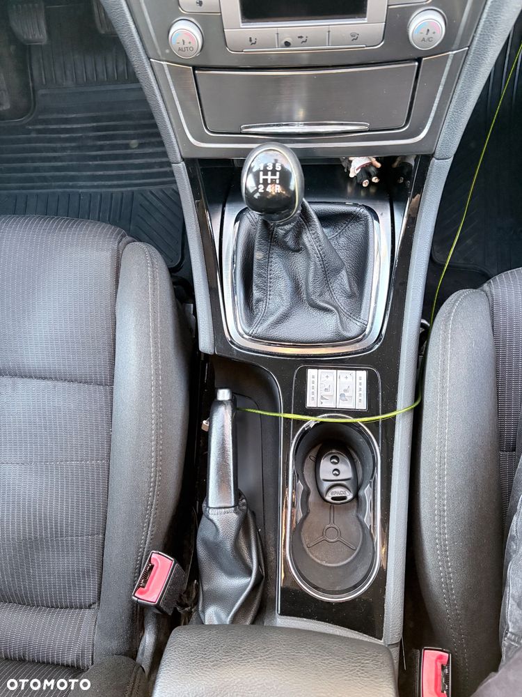 Ford Mondeo 2.0 Titanium - 17