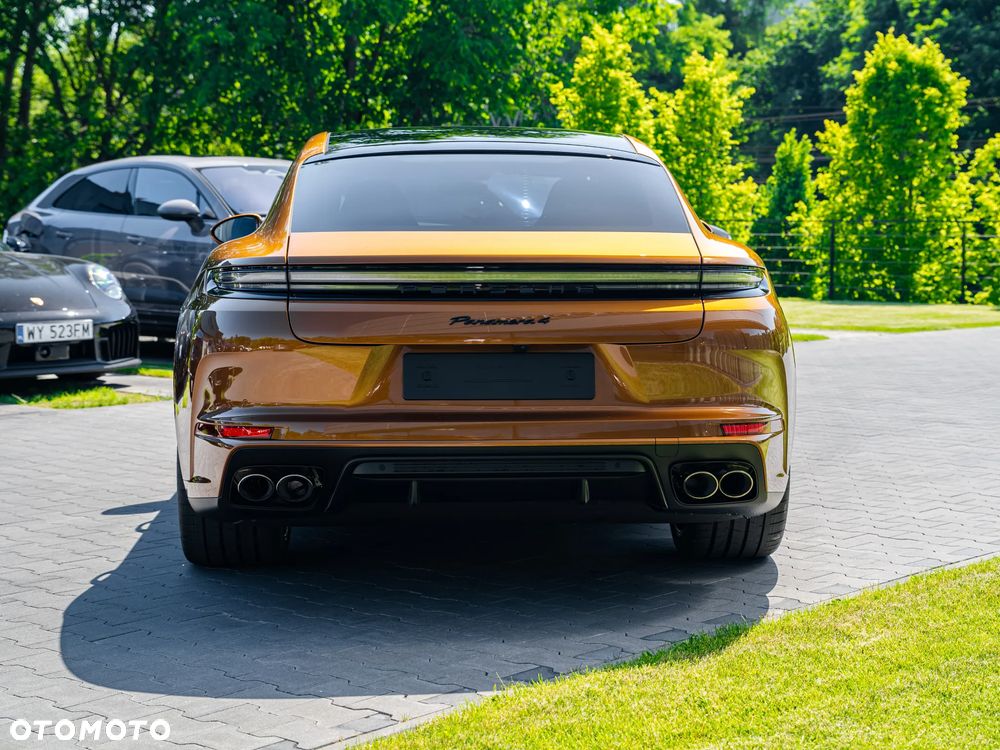Porsche Panamera 4 E-Hybrid PHEV - 10