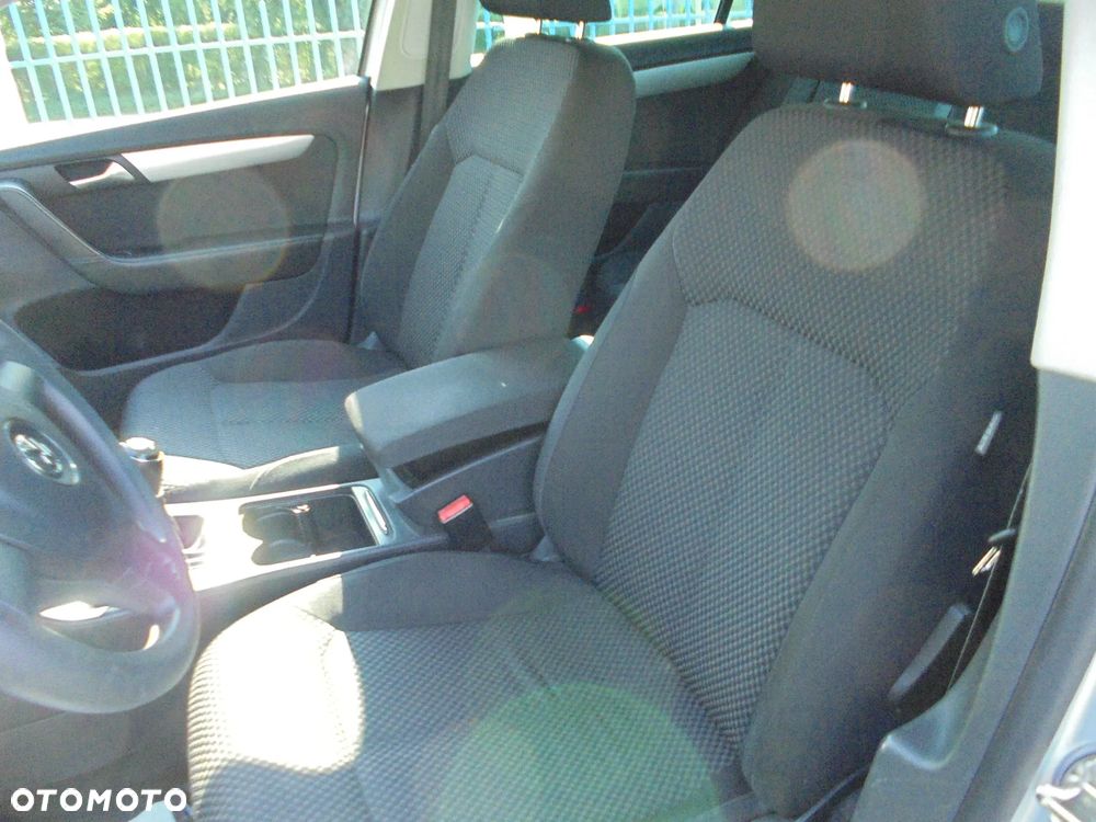Volkswagen Passat 2.0 TDI Comfortline - 7