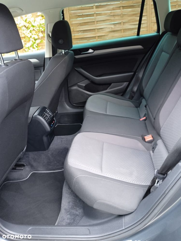 Volkswagen Passat 2.0 TDI BMT Trendline - 9