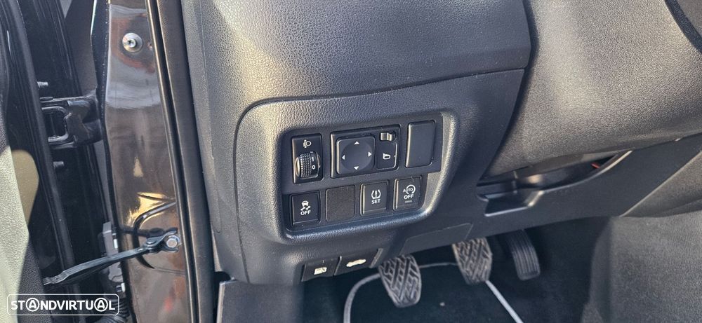 Nissan Juke 1.2 DIG-T N-Connecta P.Ext.1 Black T. - 20