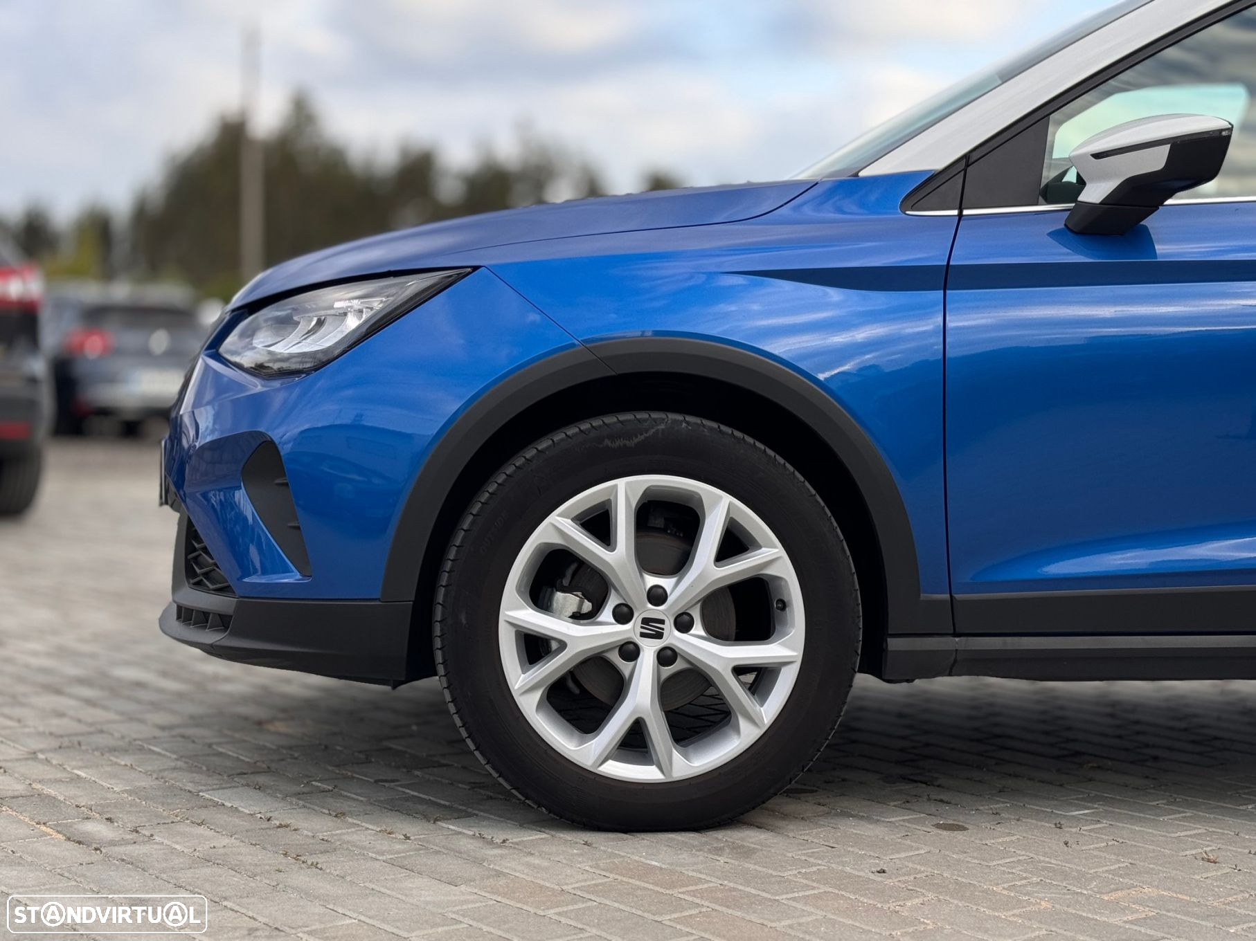 SEAT Arona 1.0 TSI FR - 4