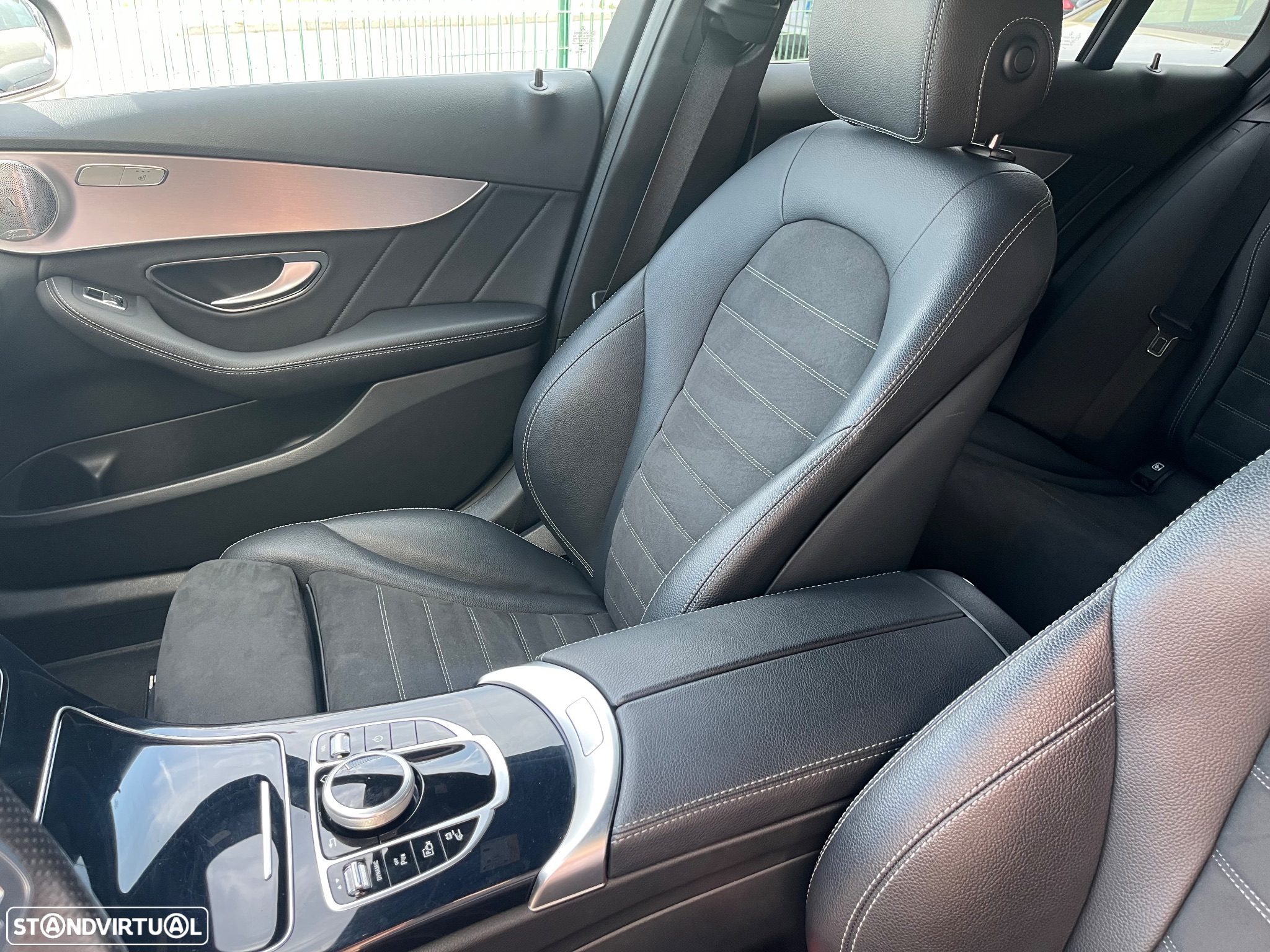 Mercedes-Benz C 300 de AMG Line - 18