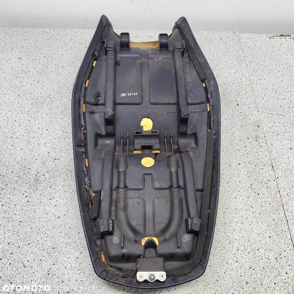 Kanapa, fotel, siedzenie Ducati ST2 ST4 - 4