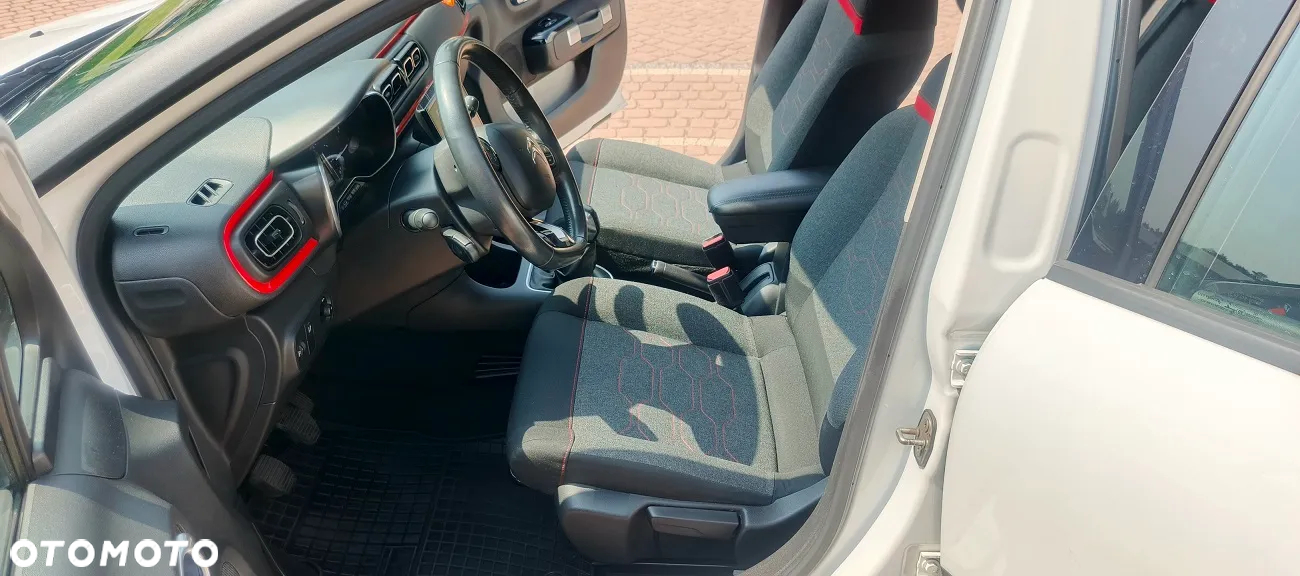 Citroën C3 1.2 PureTech Shine - 16