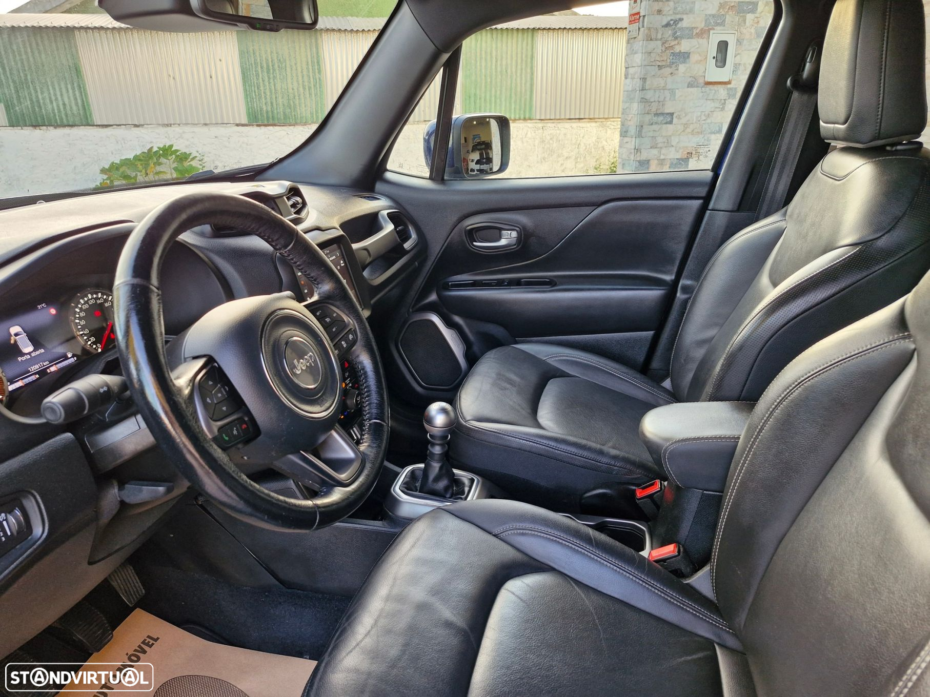 Jeep Renegade 1.0 T Limited - 14