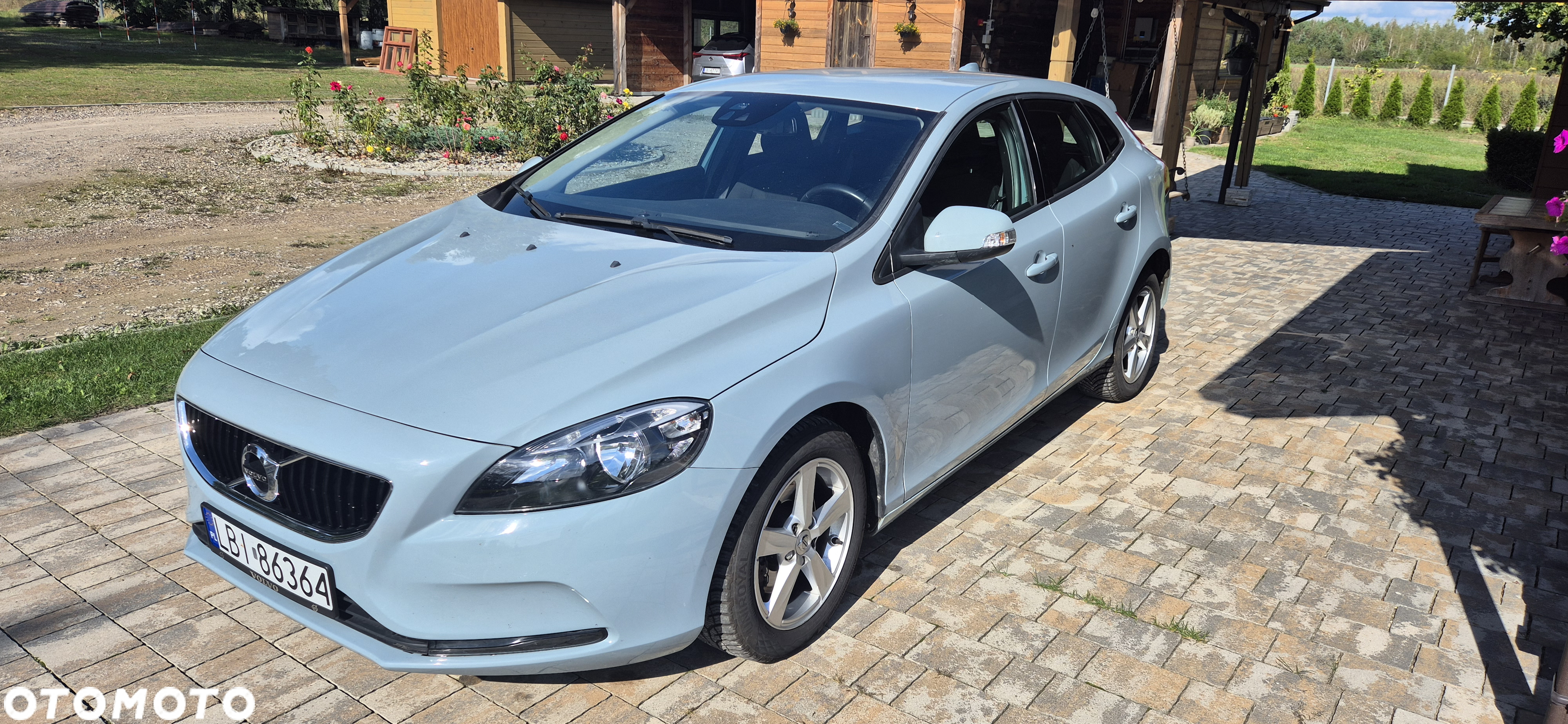 Volvo V40 T2 RDesign - 2