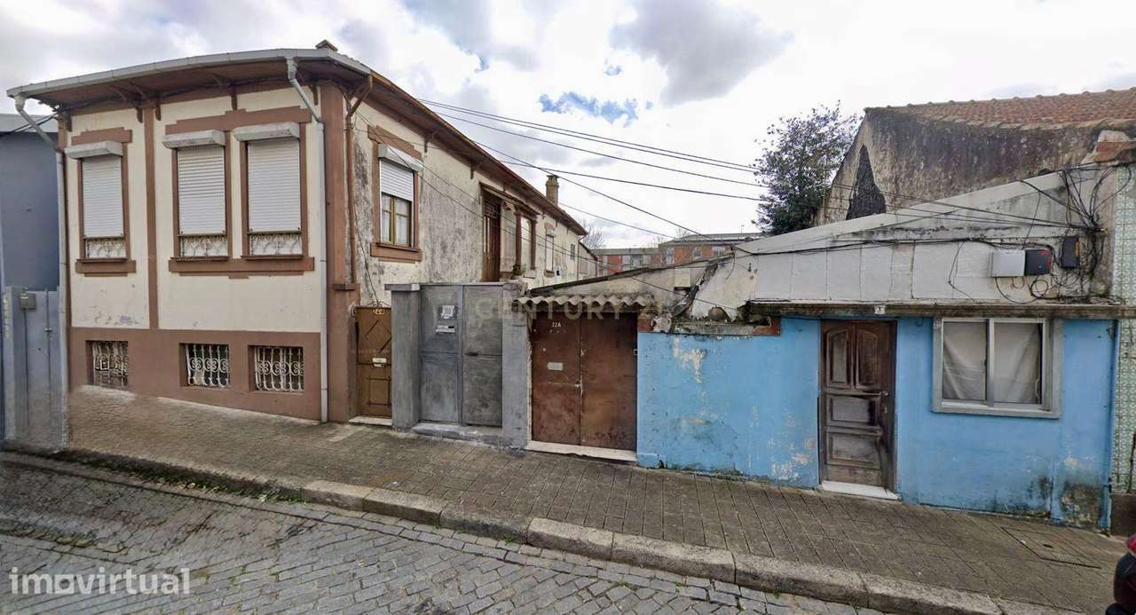 Ilha em Campanhã | 585 m² | Uma Oportunidade Única no Porto - Grande imagem: 2/11