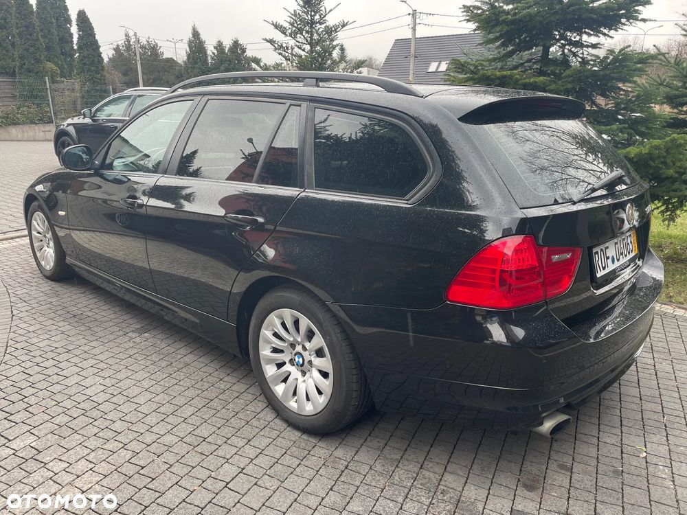 BMW Seria 3 318i Edition Sport - 6