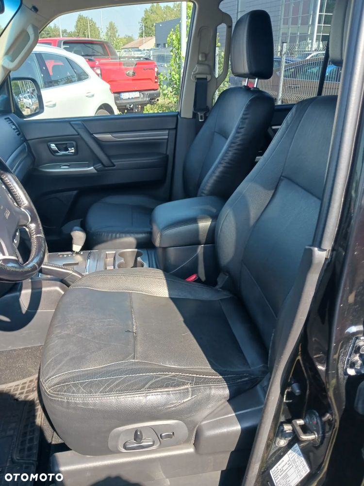 Mitsubishi Pajero 3.2 DID Intense - 32