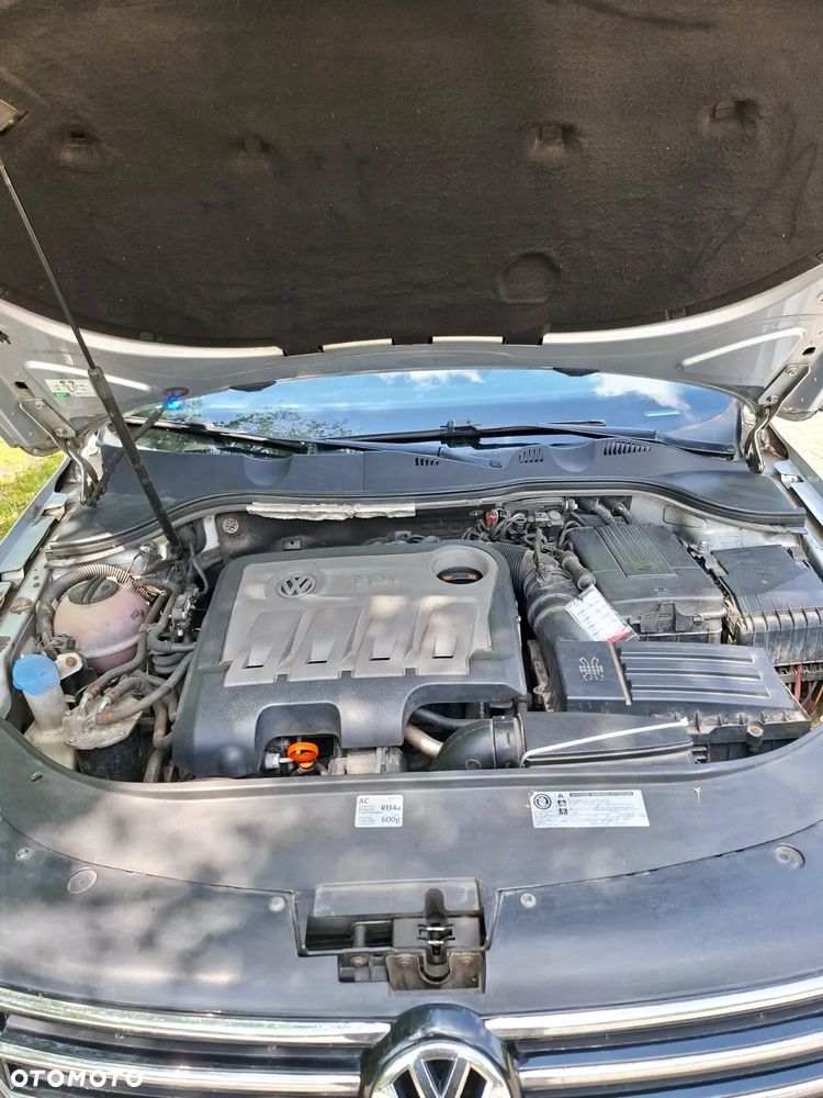 Volkswagen Passat 2.0 TDI 4Mot Highline DSG - 7