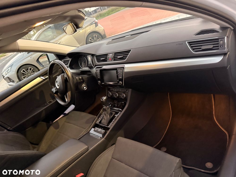 Skoda Superb 2.0 TDI Ambition DSG - 24