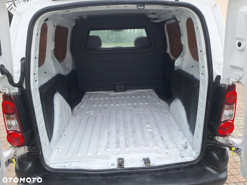 Peugeot Partner - 13