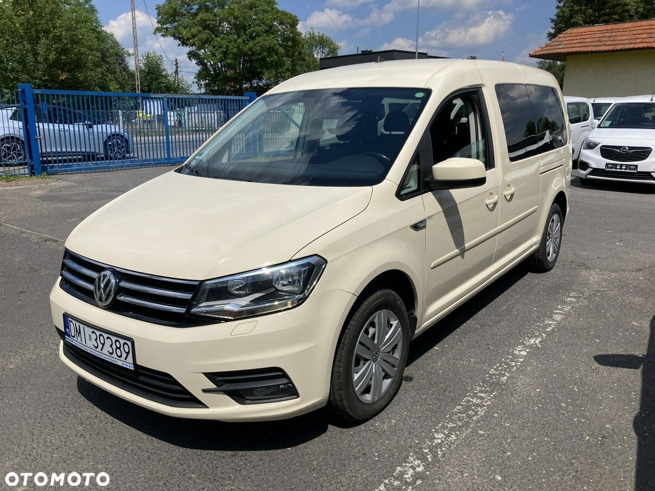 Volkswagen Caddy - 11