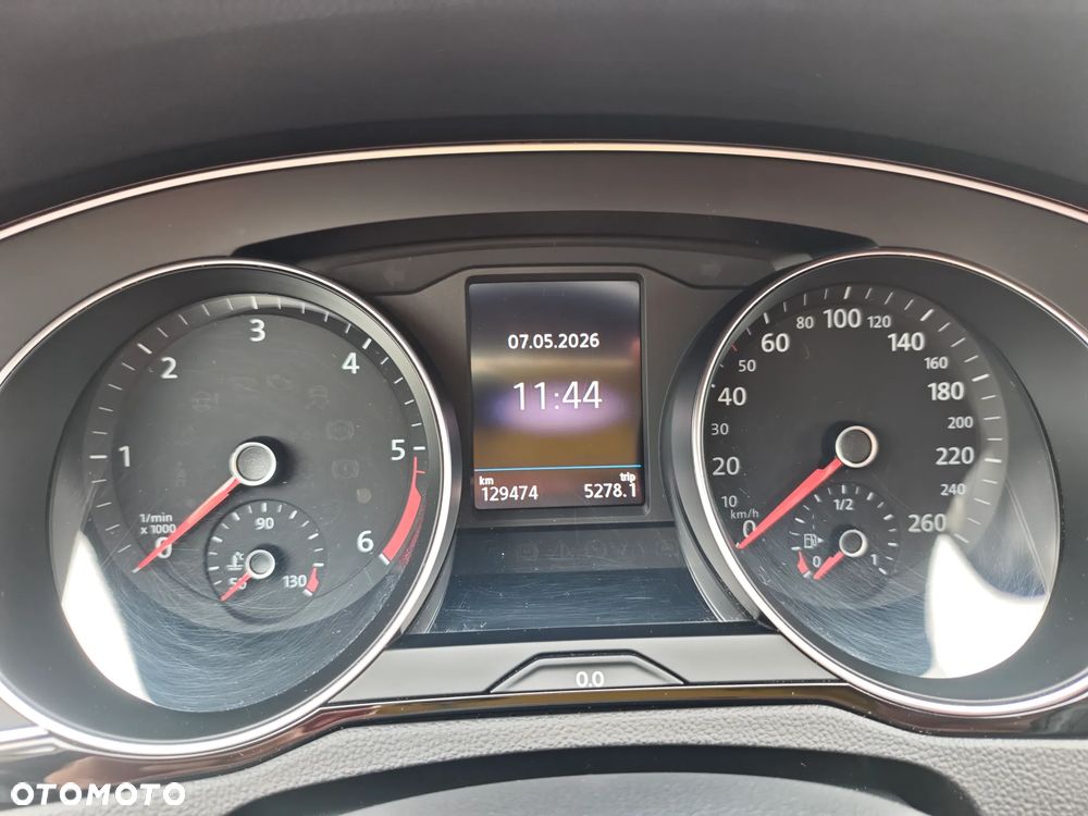 Volkswagen Passat 2.0 TDI EVO Elegance DSG - 19