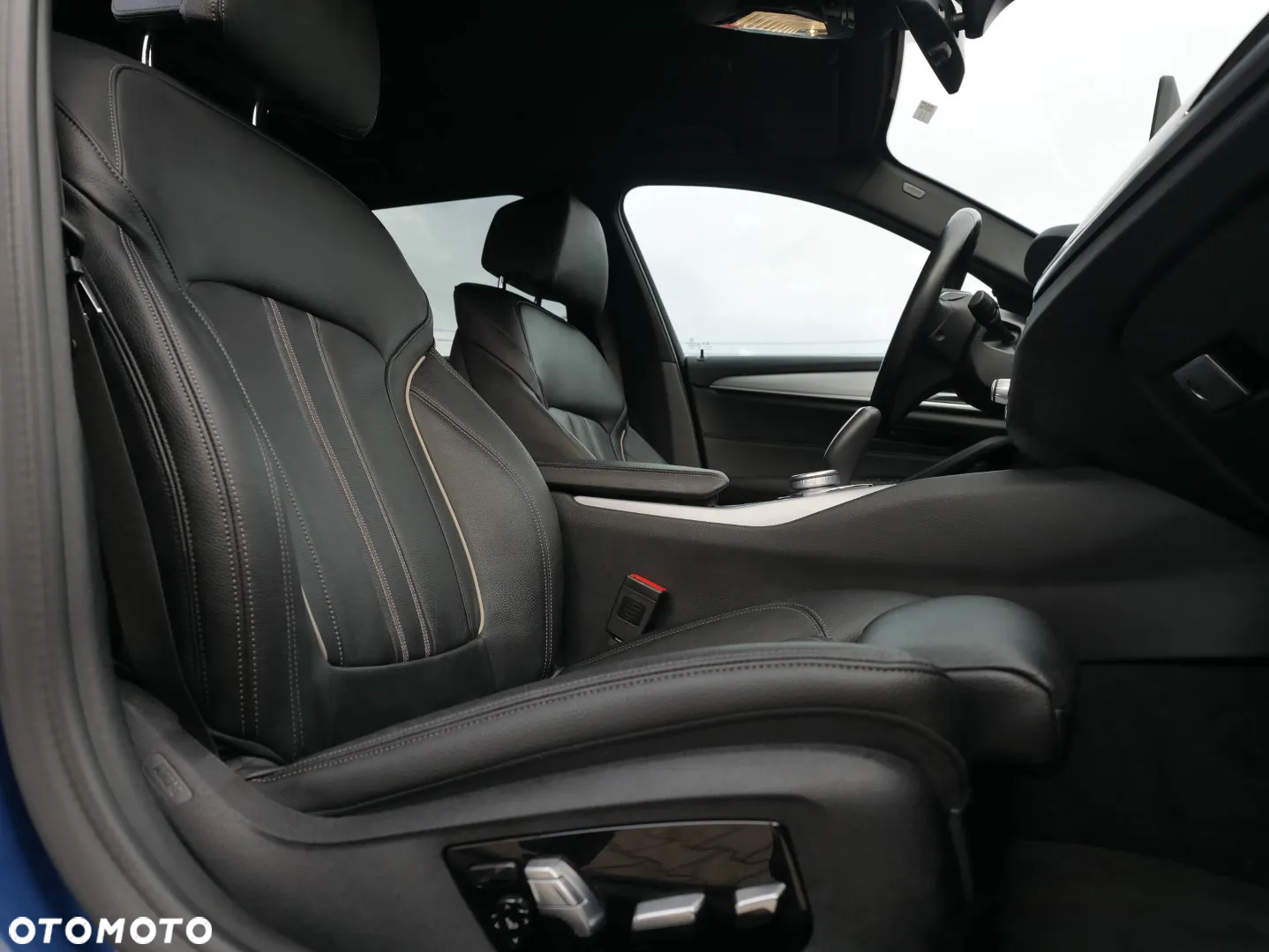 BMW Seria 5 530e - 13