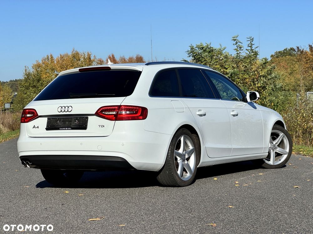 Audi A4 Avant - 4