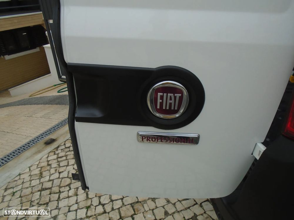 Fiat Doblo 1.3 M-JET 95 CV-  3 LUGARES-NACIONAL- IVA DEDUTIVEL - 23
