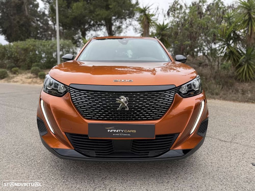 Peugeot 2008 1.2 PureTech Allure Pack - 2