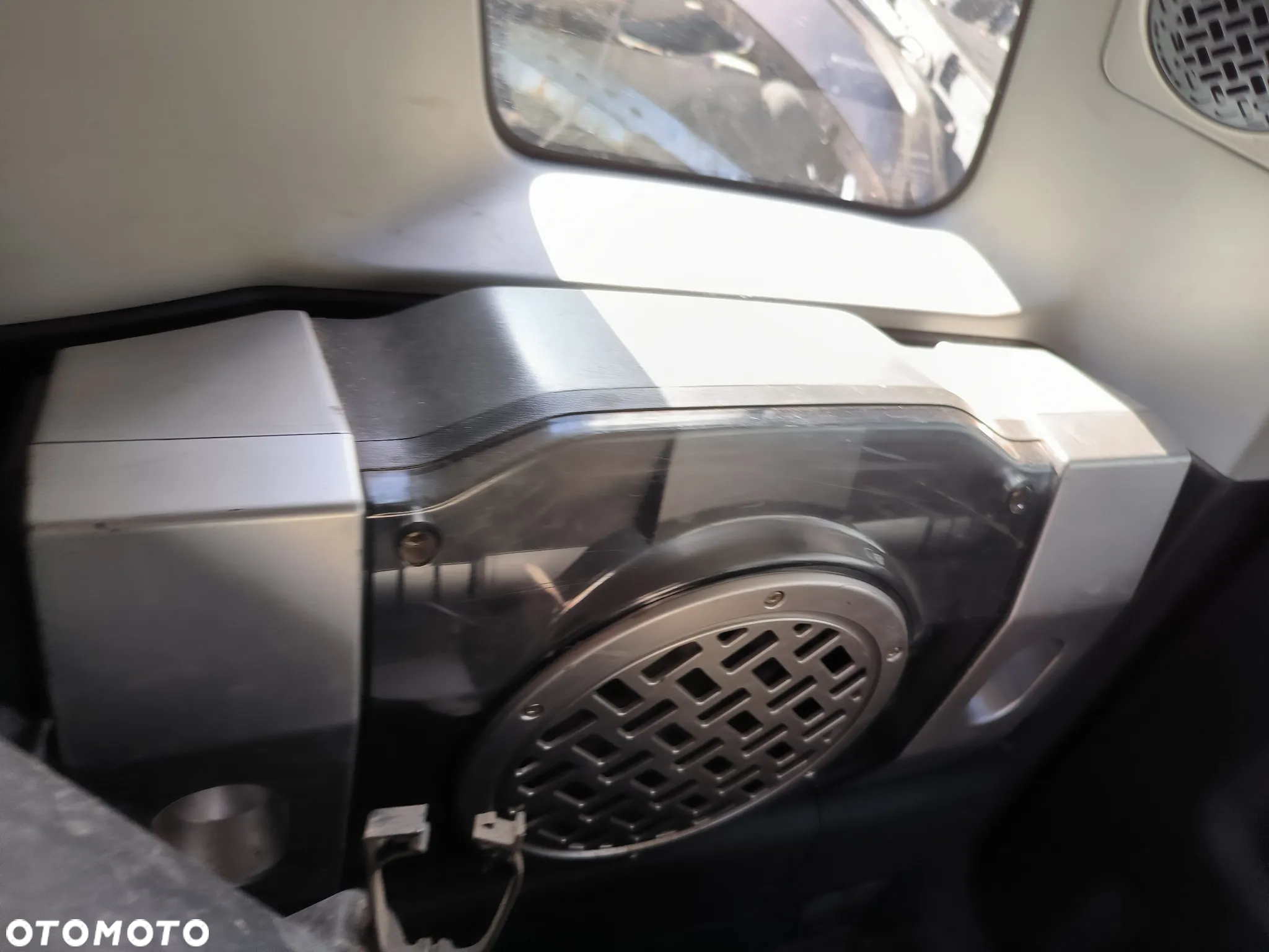 Toyota Fj Cruiser 4.0 V6 2007 auto na części 692106889 maska zderzak fotele silnik skrzynia reduktor felgi most dach drzwi cały przód silnik - 17