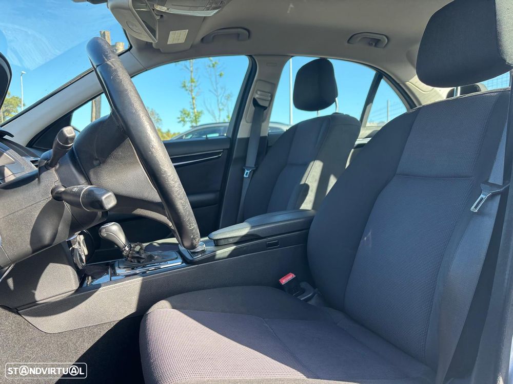 Mercedes-Benz C 220 CDI Avantgarde BlueEfficiency Aut. - 6