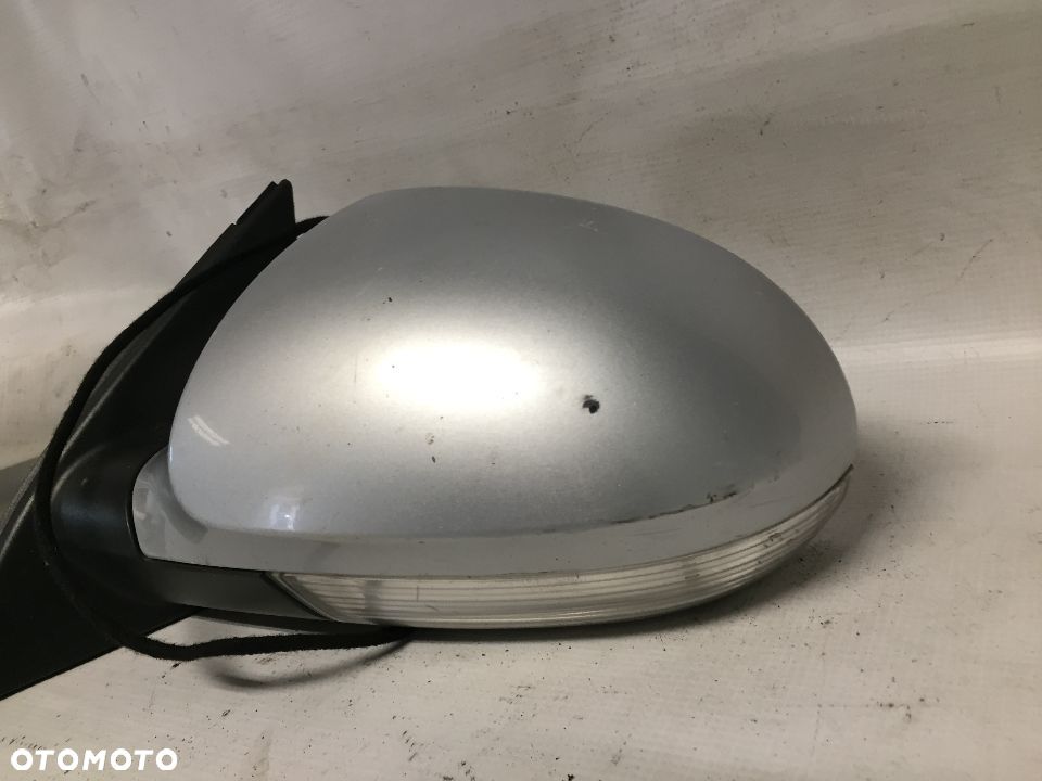 #LUSTERKO LEWE 6 PIN VW PASSAT B6 LA7W - 1