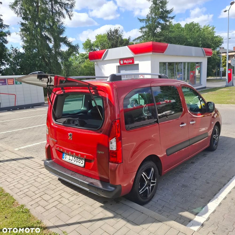 Peugeot Partner 110 Tendance mit Familien-Paket - 4