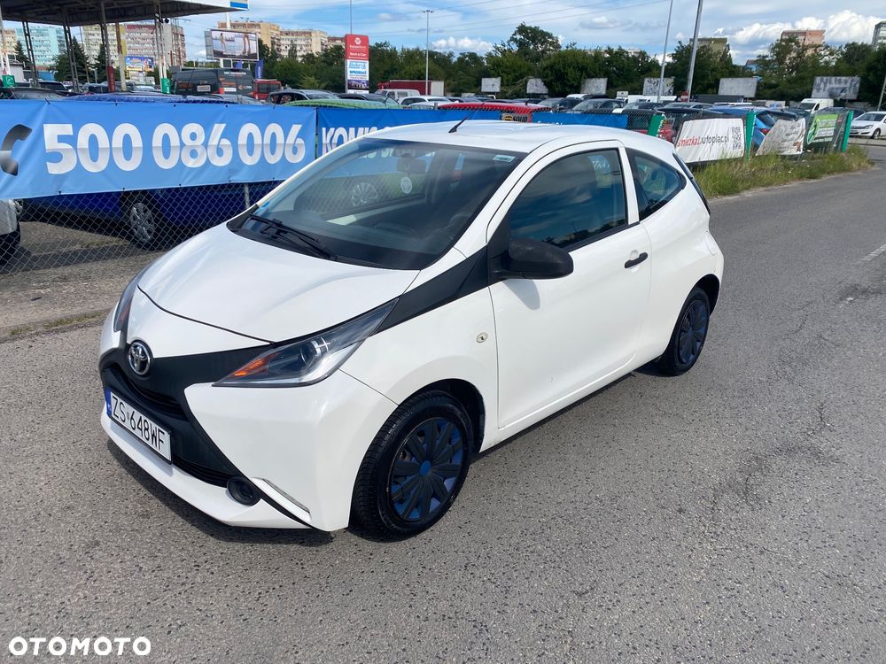 Toyota Aygo x - 11