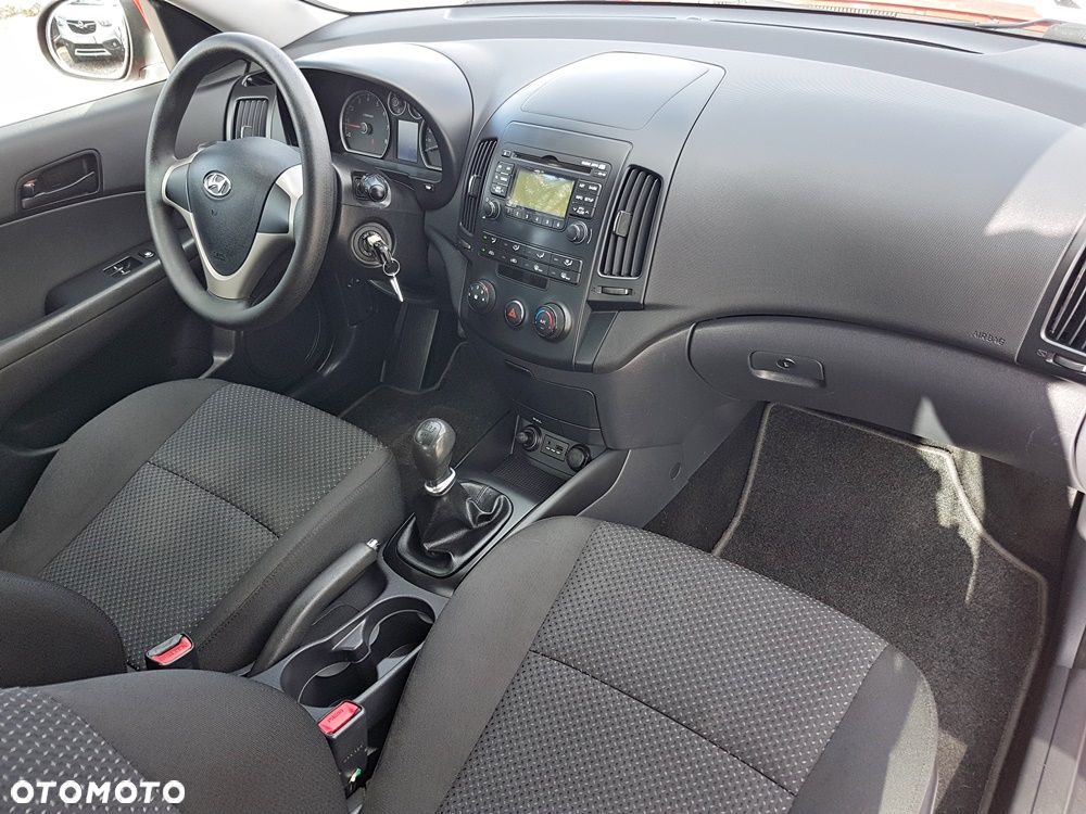 Hyundai i30 1.4 Blue Comfort - 22