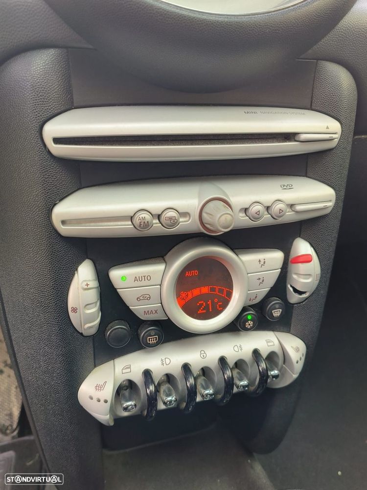 MINI 3 Portas One D - 14