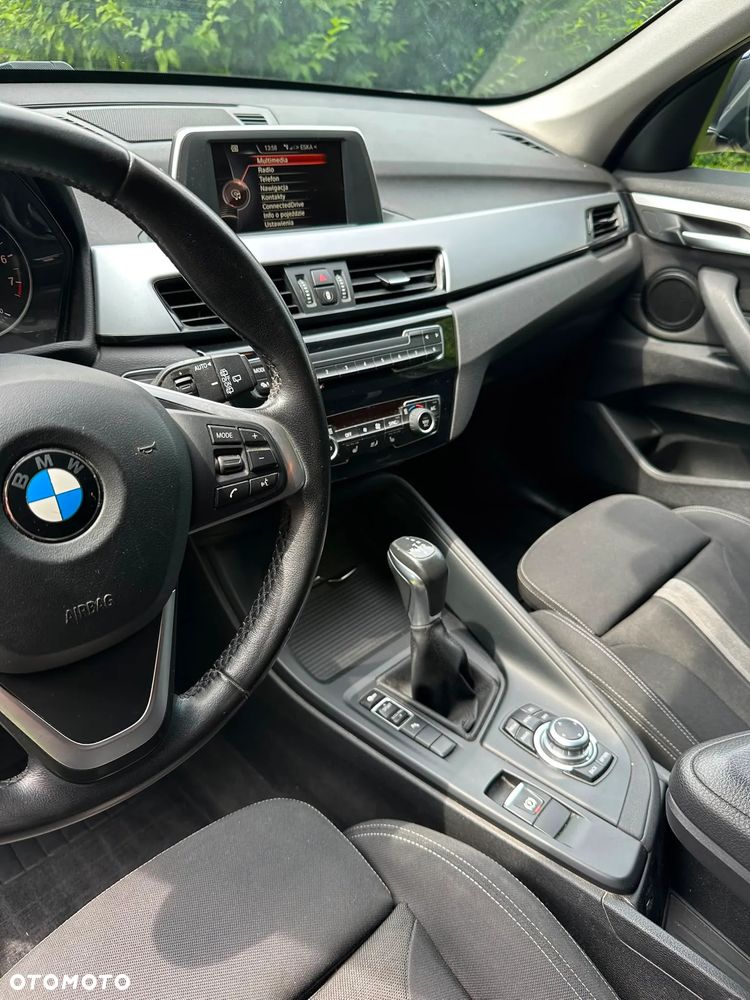 BMW X1 sDrive18i - 24