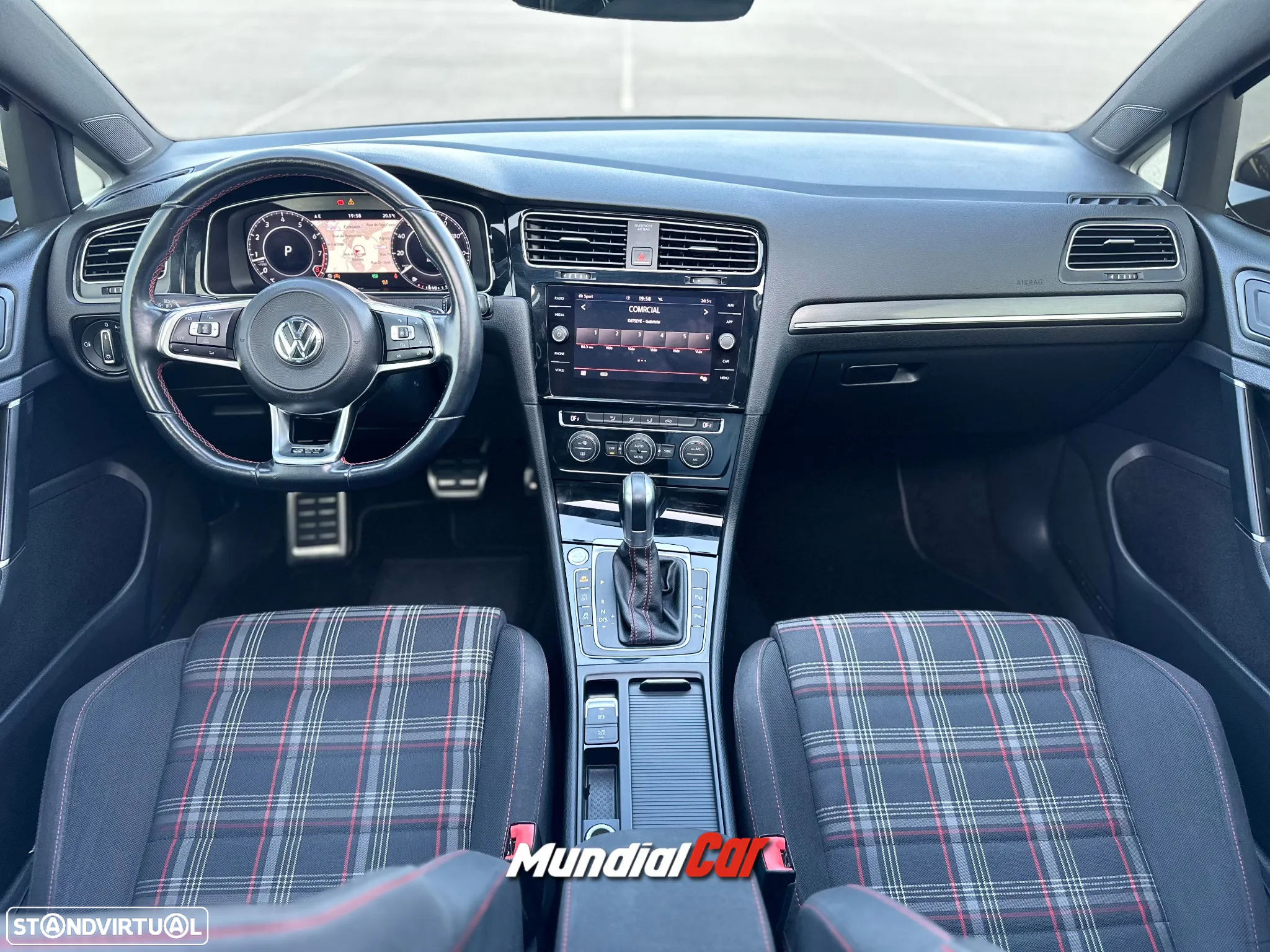VW Golf 2.0 TSI GTI DSG Performance - 10