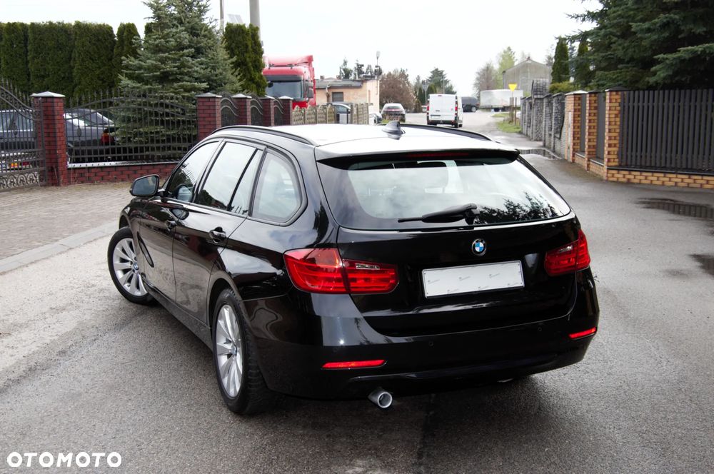 BMW Seria 3 316i Sport Line - 29