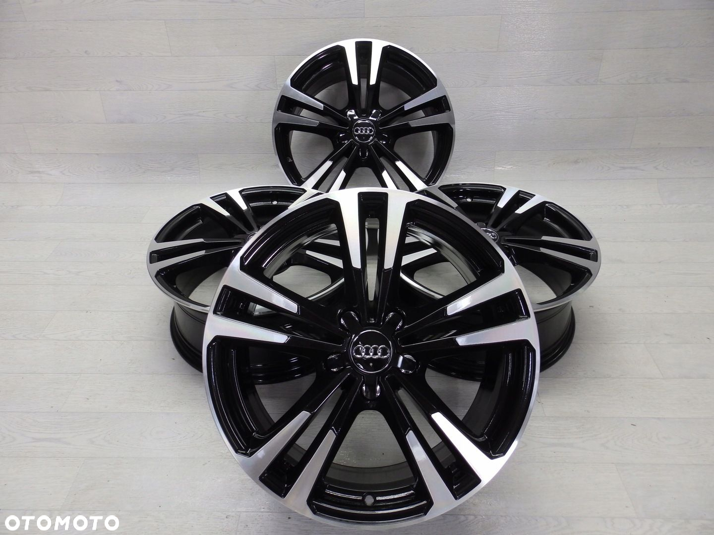 Felgi Audi A3 S-Line 8V0 7.5Jx18H2 Et51 5x112 - 3