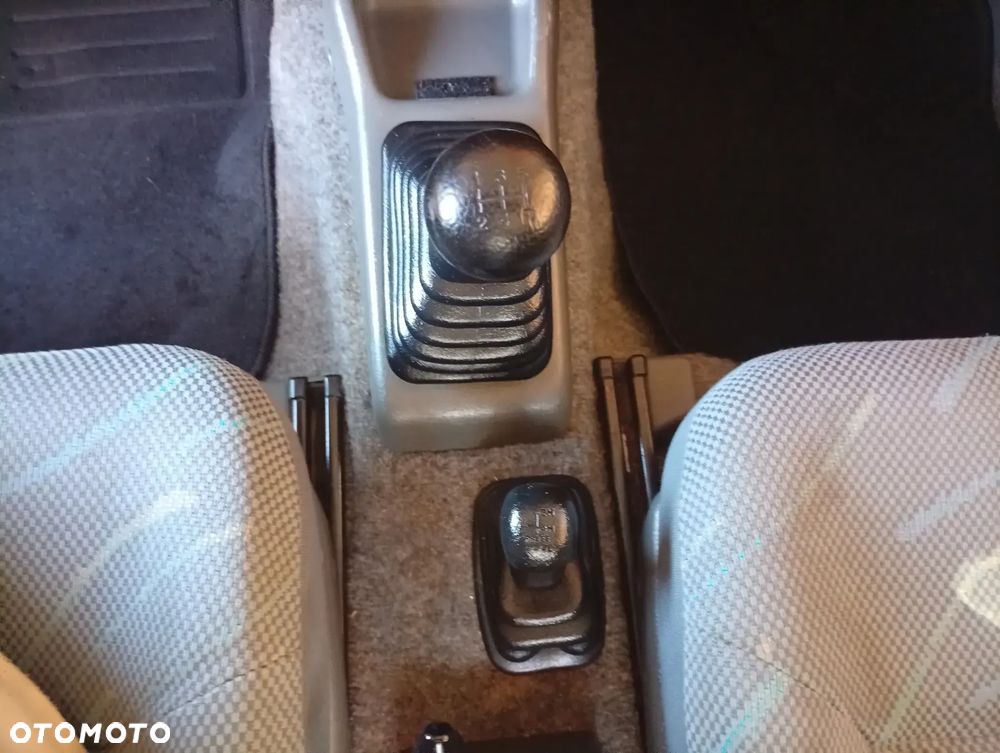 Suzuki Jimny Comfort - 13