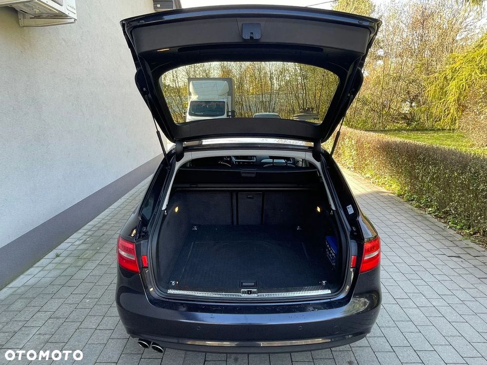 Audi A4 Avant 2.0 TDI Quattro - 11