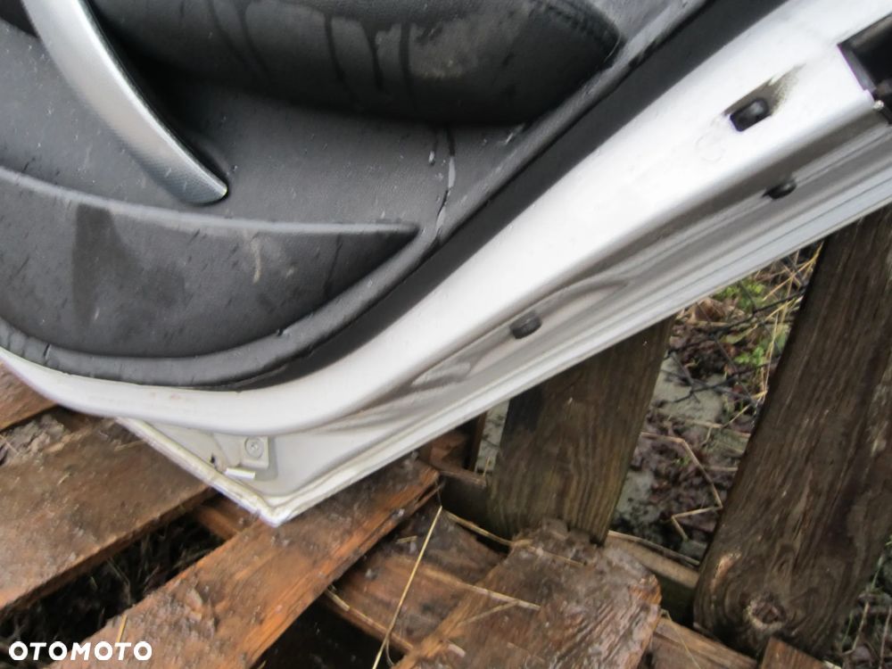 Drzwi tył tylne prawe BMW Seria 1 E87 5d Titansilver - 7