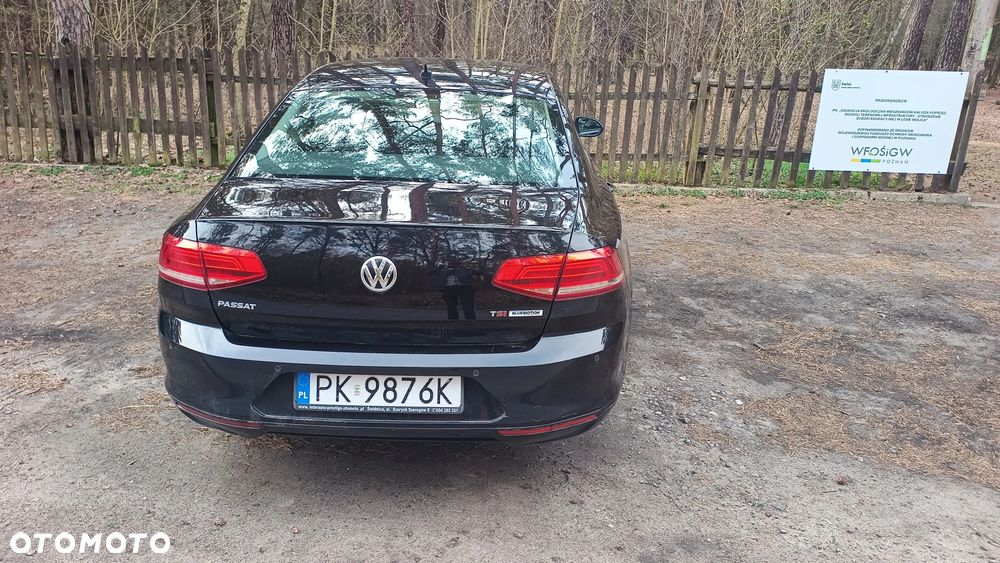 Volkswagen Passat - 5