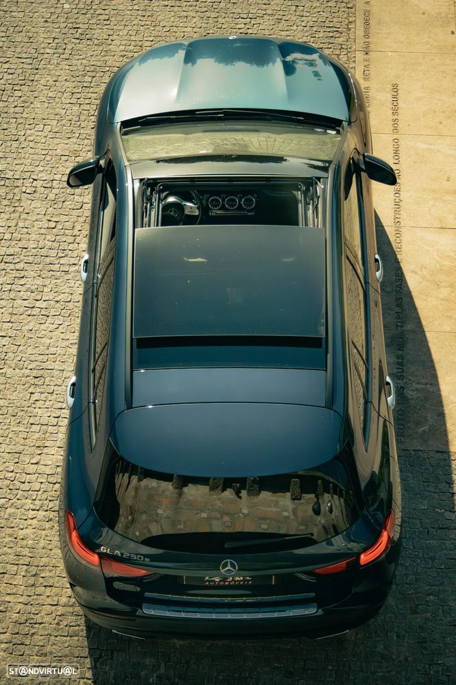 Mercedes-Benz GLA 250 e 8G-DCT AMG Line - 13