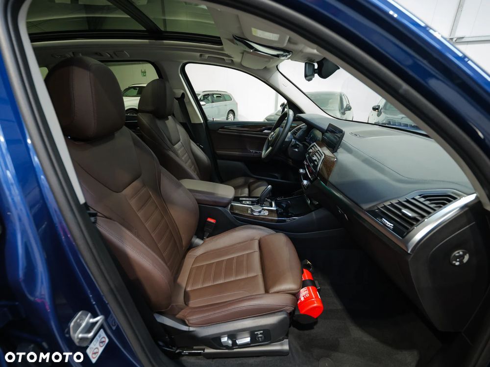 BMW X3 xDrive30e Luxury Line sport - 24