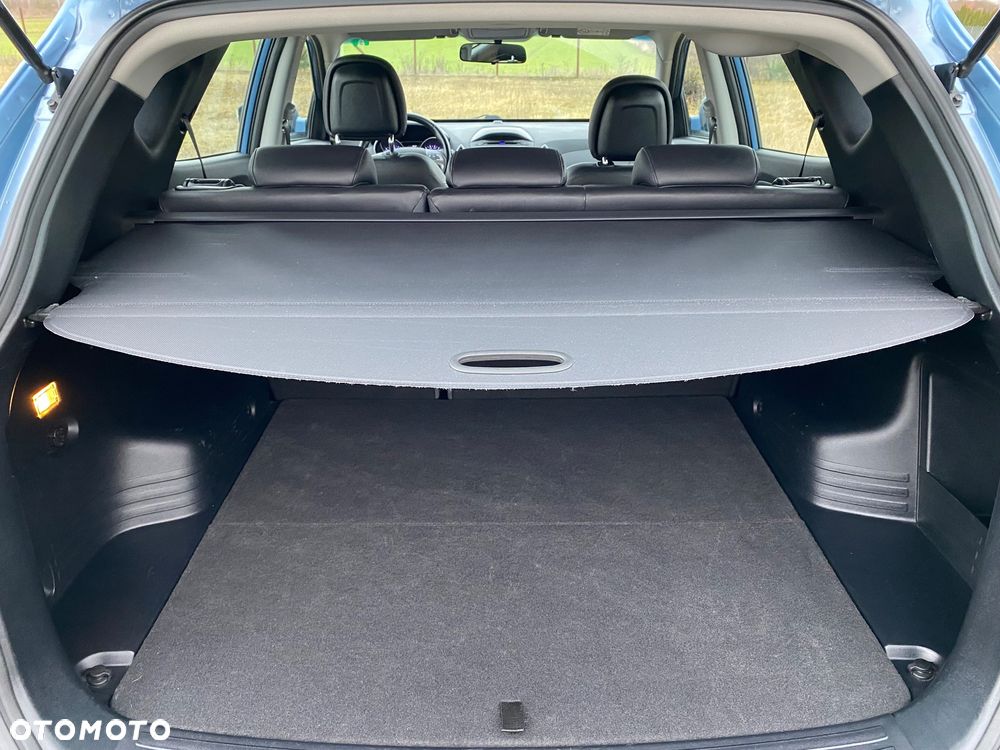 Hyundai ix35 1.7 CRDi 2WD Fifa World Cup Edition - 8