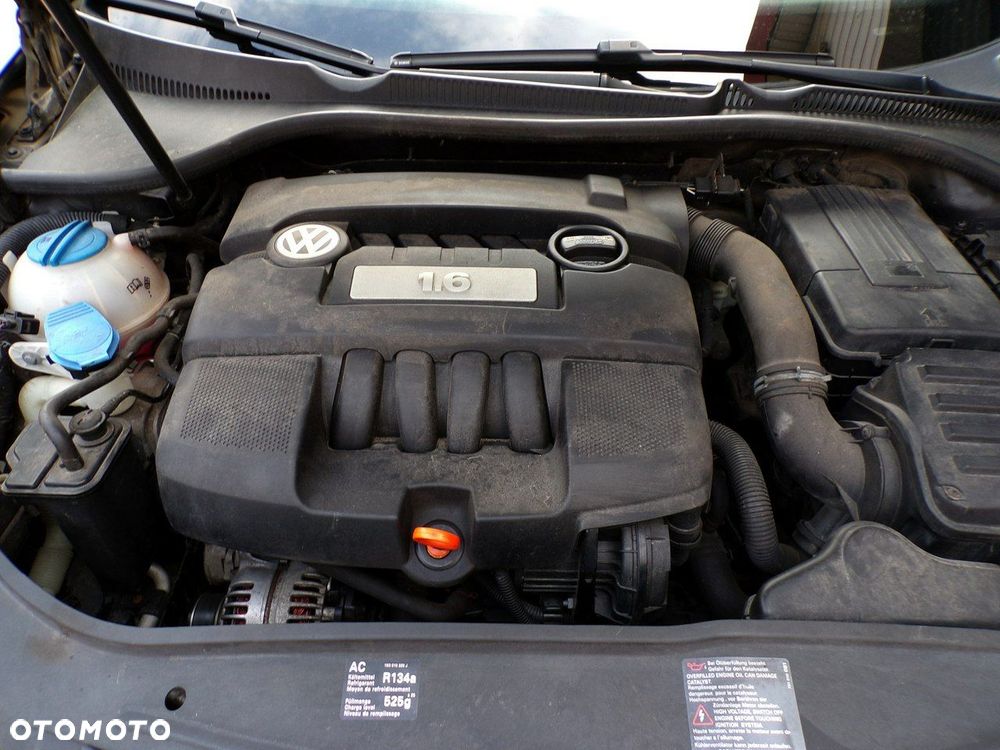 Volkswagen Golf - 30