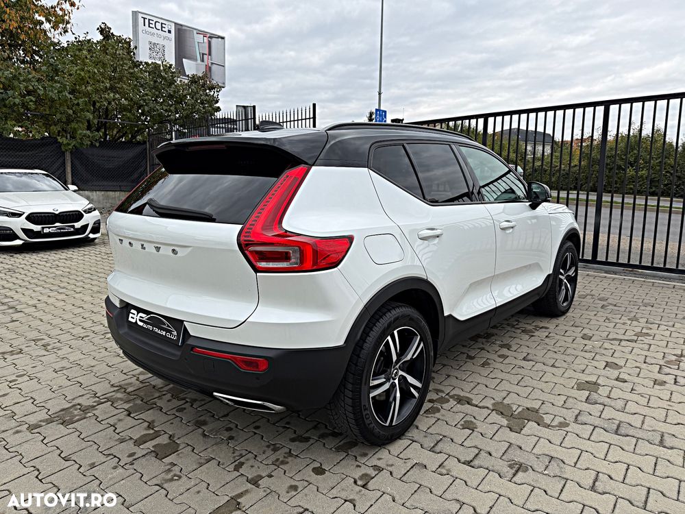 Volvo XC 40 D4 AWD R-Design - 10