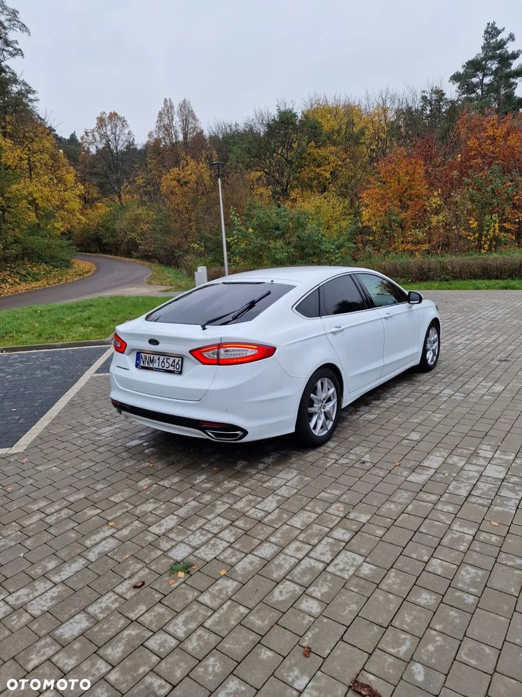 Ford Mondeo 2.0 TDCi Titanium PowerShift - 4