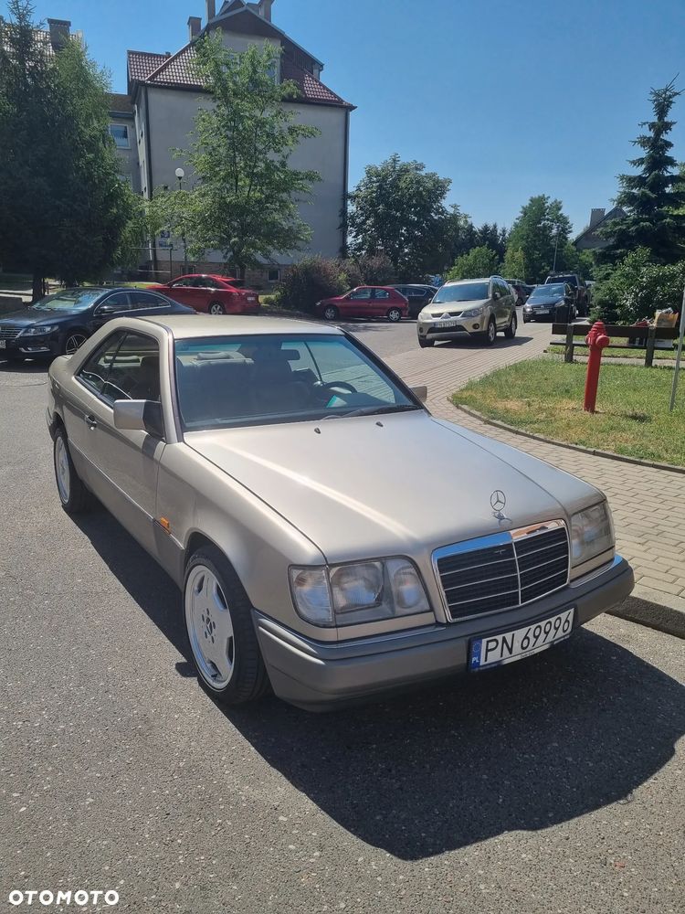 Mercedes-Benz Klasa E 320 - 1