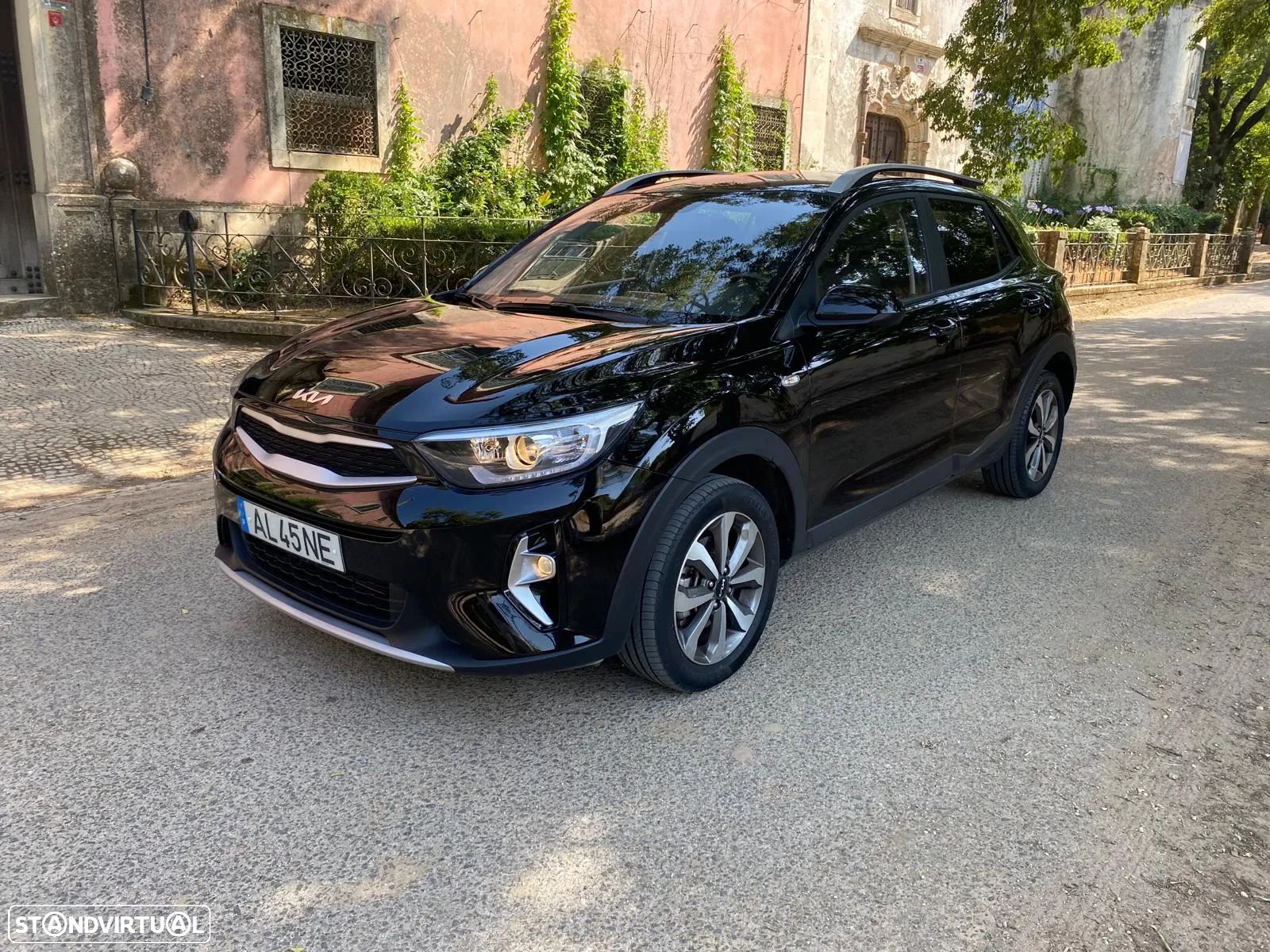 Kia Stonic 1.2 Dynamic - 1